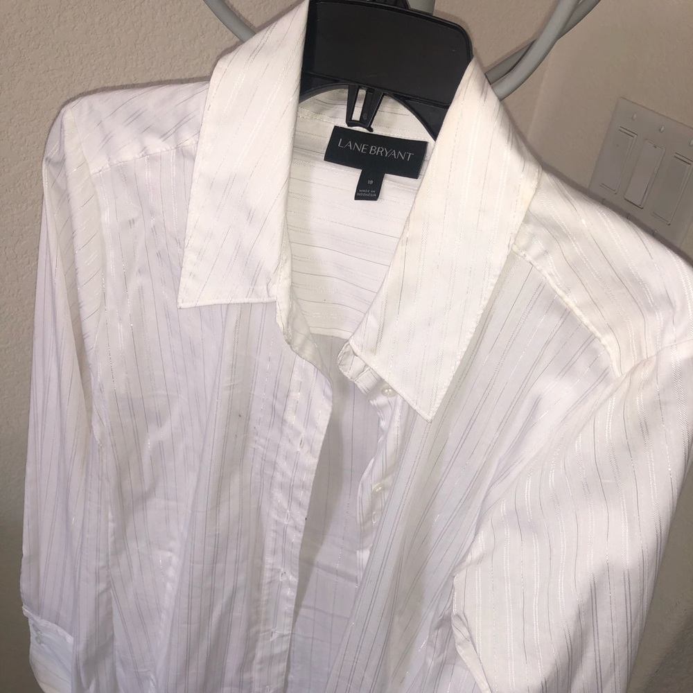 Button up - Picture 3 of 9